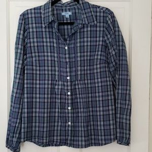 IZOD long sleeve plaid top